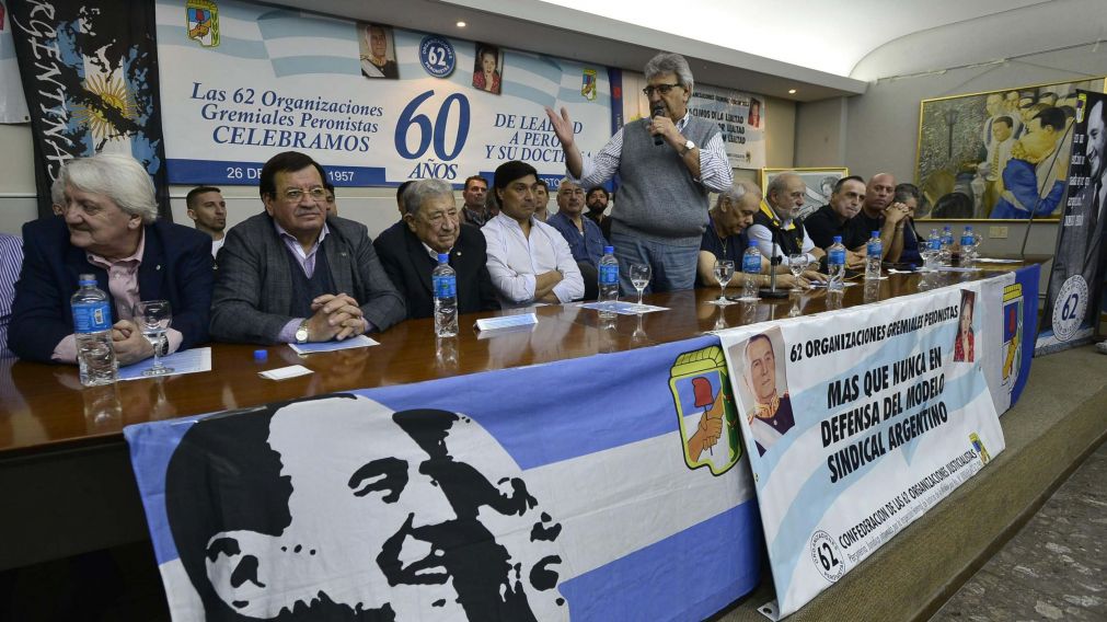 "Queremos volver a levantar las banderas de Evita y Perón"