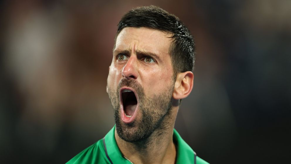 Novak Djokovic agigant� la leyenda: venci� a Jannik Sinner y buscar� su und�cima corona en el Abierto de Australia