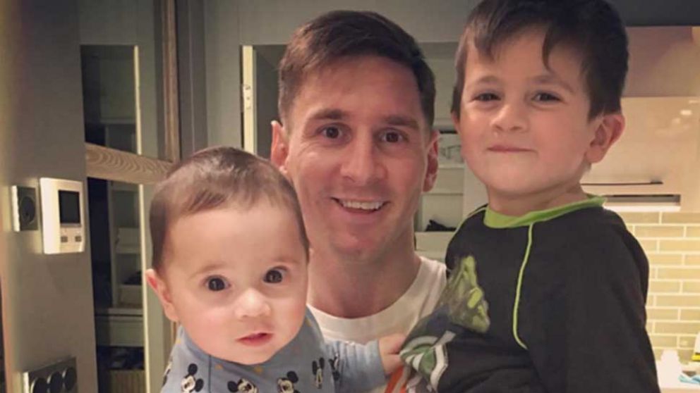 Tras el papelón con Venezuela, Messi fue consolado por sus hijos