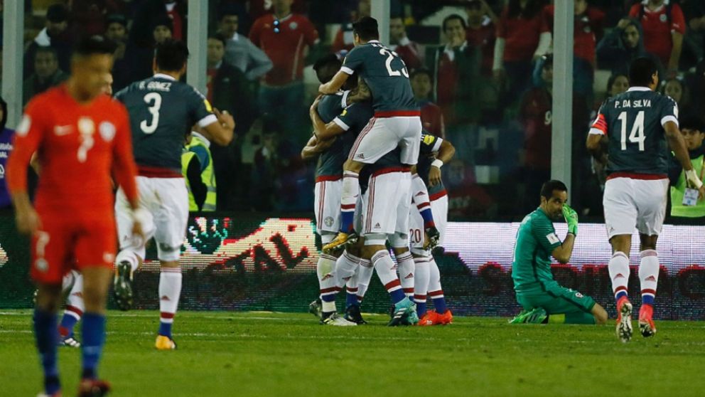 Festejo guaraní en Santiago. (Reuters)