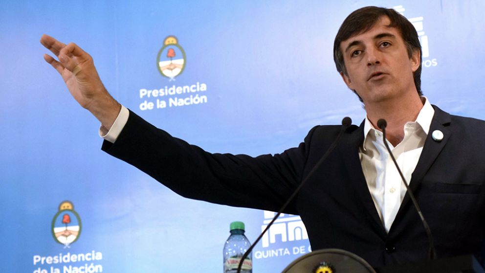 El detenido dijo que lo confundió con el amante de su novia.