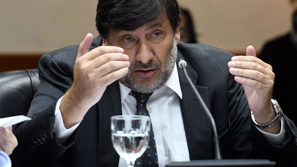 Aprobaron el pedido de juicio político y suspendió a Eduardo Freiler.