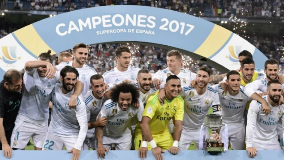 El "súper" Real volvió a despachar al Barça y se consagró