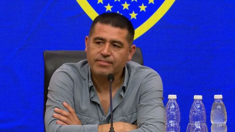 Juan Román Riquelme está en búsqueda de un nueve para Boca Juniors.