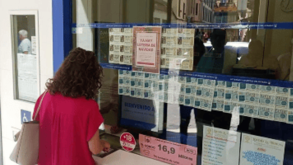 Quiniela: una vecina celebró un premio millonario tras acertar una combinación elegida por ella misma.