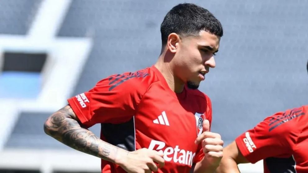 Kendry Páez volvió a practicar en River a las órdenes de Gallardo y apunta a debutar ante Tigre
