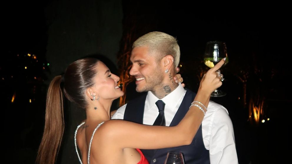 La China Suárez y Mauro Icardi desataron la polémica con una foto "encamados" y estallaron las críticas.