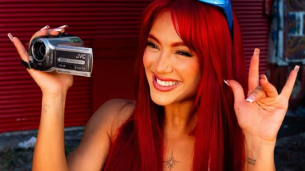 Flor Vigna aprovecha bien los esc�ndalos y los monetiza