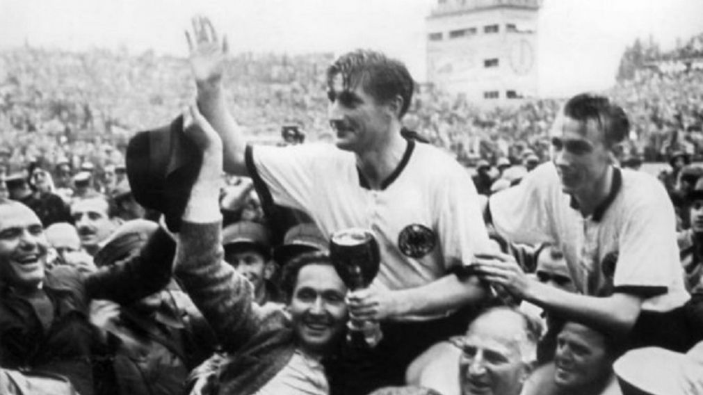 Helmut Rahn, un histórico goleador de Alemania.
