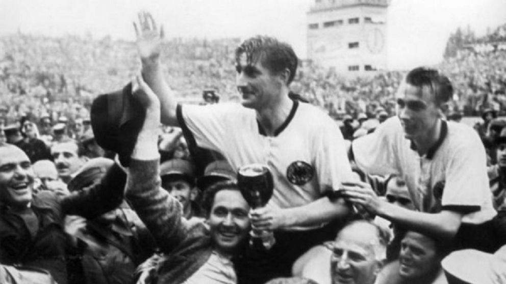 Helmut Rahn, un hist�rico goleador de Alemania.