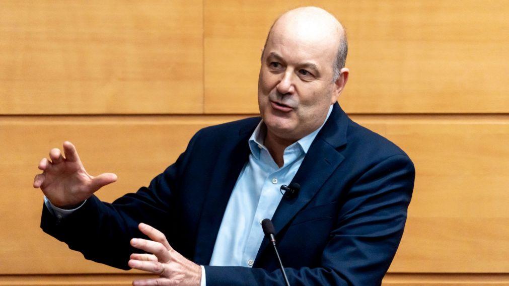 "No apto para irritables": Sturzenegger tildó de "cómodos" a empresarios de la industria textil y defendió la apertura comercial