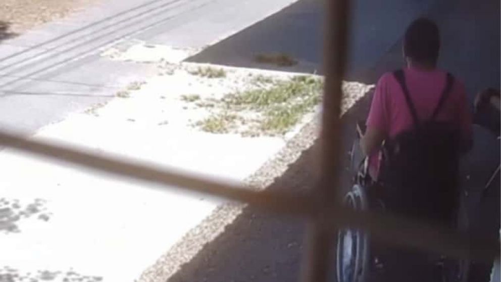 Quilmes: discutió con un hombre en silla de ruedas, lo insultó y le pegó