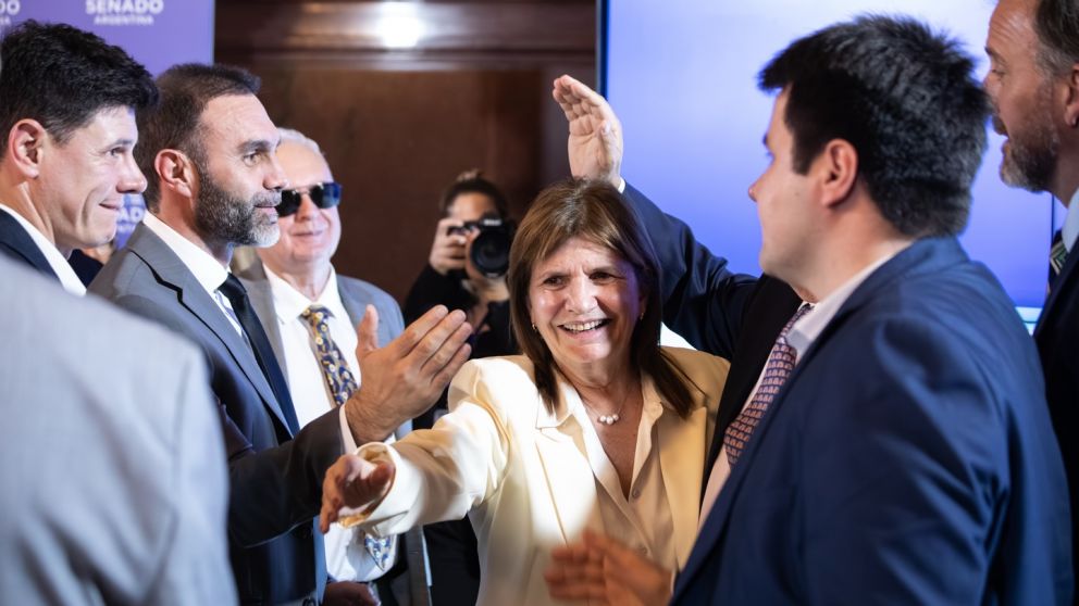 Patricia Bullrich admitió que también compra ropa en el exterior.