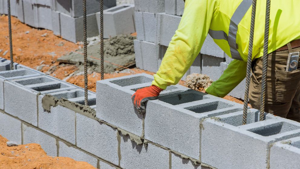 Preocupación en el sector de la construcción por la caída en la venta de materiales (imagen ilustrativa).