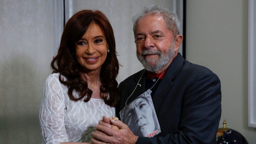 Lula Da Sila junto a Cristina Fernandez de Kirchner en Brasil.