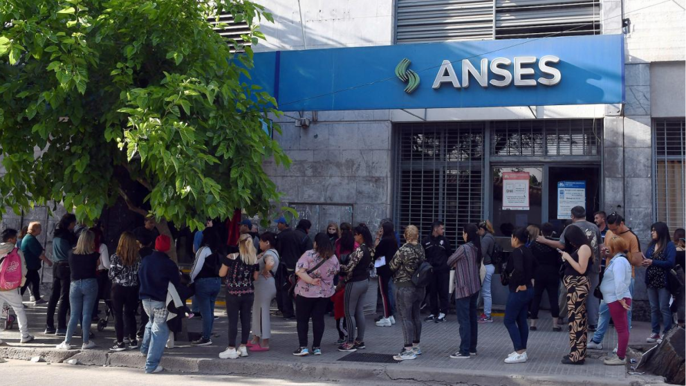 Con aumento y bono: as� cobrar�n los jubilados y pensionados de ANSES en mayo 2026