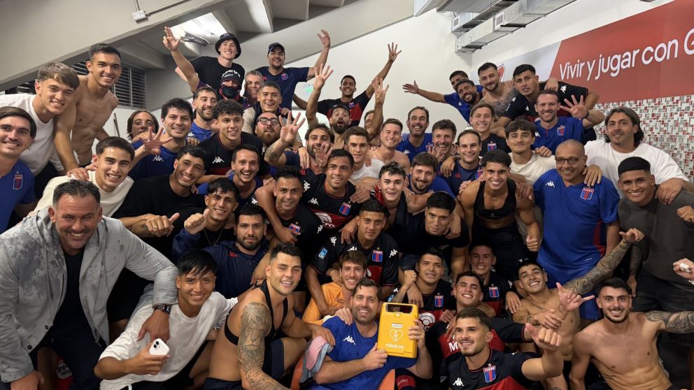 Tigre se burló de River tras la paliza en el Monumental: el show de gastadas en las redes y el polémico trencito del Pity Martínez