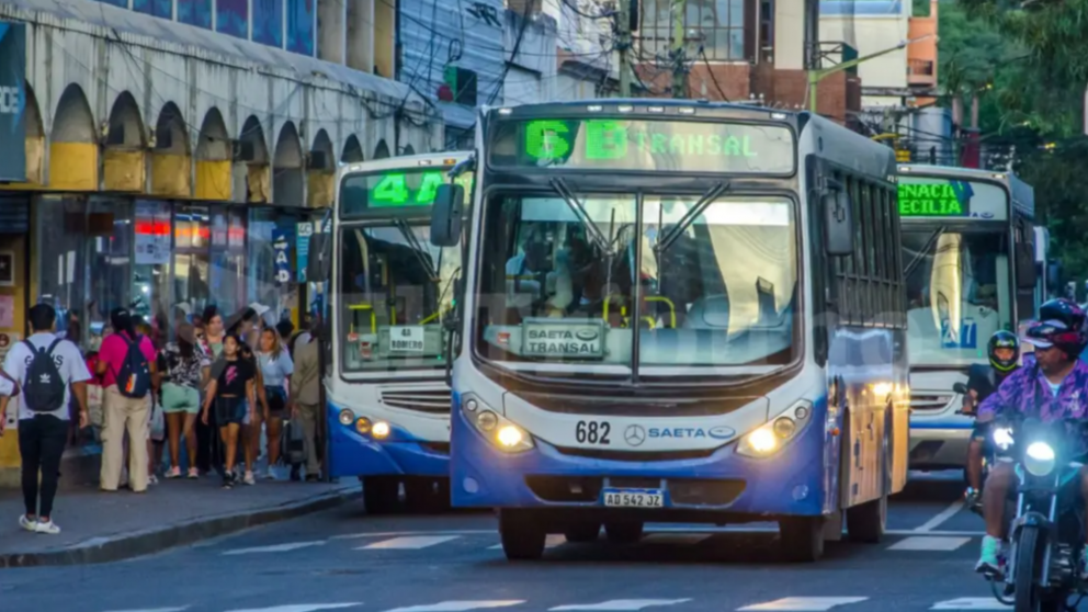 El Gobierno dict� conciliaci�n obligatoria entre la UTA y las empresas de transporte ante posible paro de colectivos
