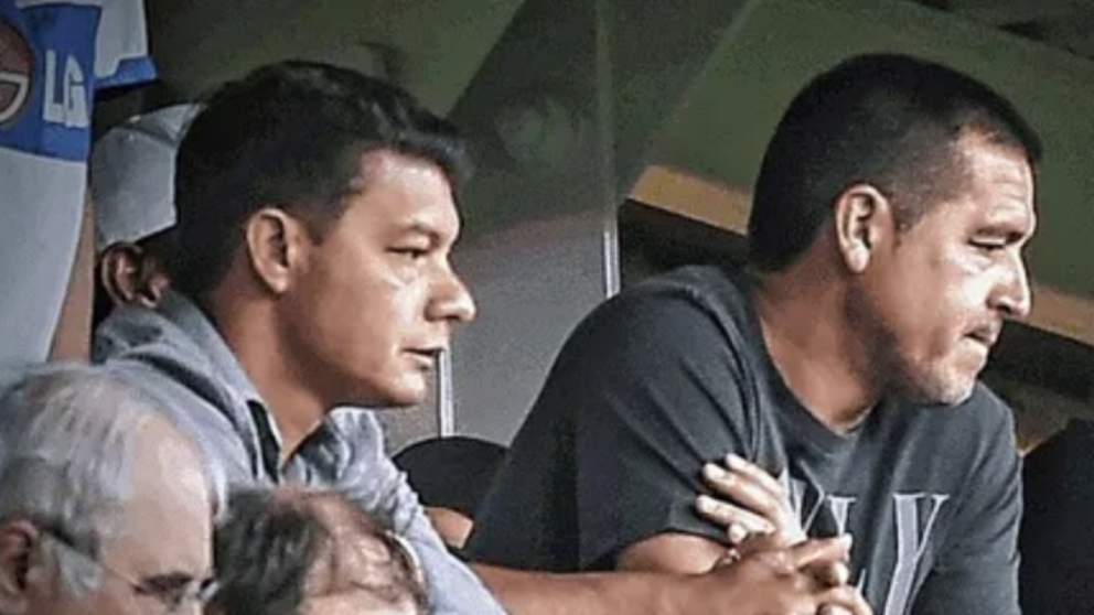 Battaglia fue directo sobre la relaci�n que tiene con Riquelme en la actualidad.