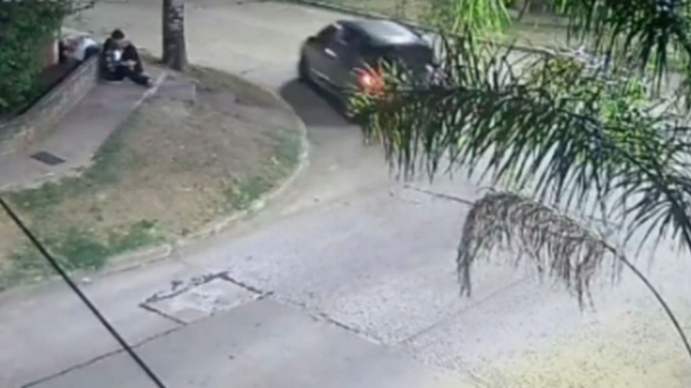 El violento hecho de inseguridad quedó registrado en imágenes.