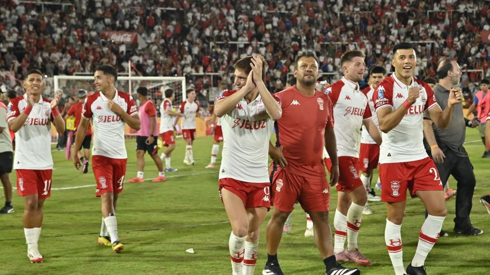 La cuenta oficial del club de Parque Patricios hizo un polémico posteo en alusión al triunfo ante San Lorenzo y generó revuelo en las redes sociales.