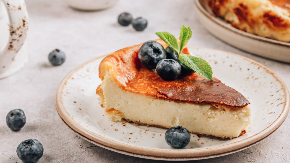 Torta vasca: el secreto del postre de queso que es tendencia y c�mo hacerlo con solo 500 gramos de queso crema.