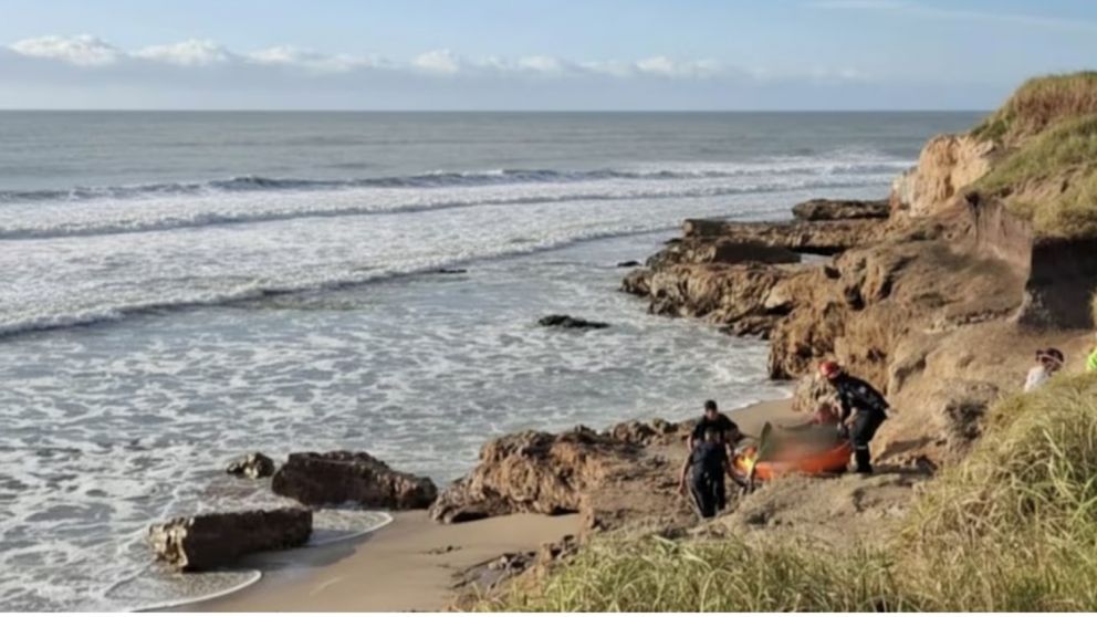 El pescador logró ser rescatado con vida, pero no sobrevivió. Foto: 0223.