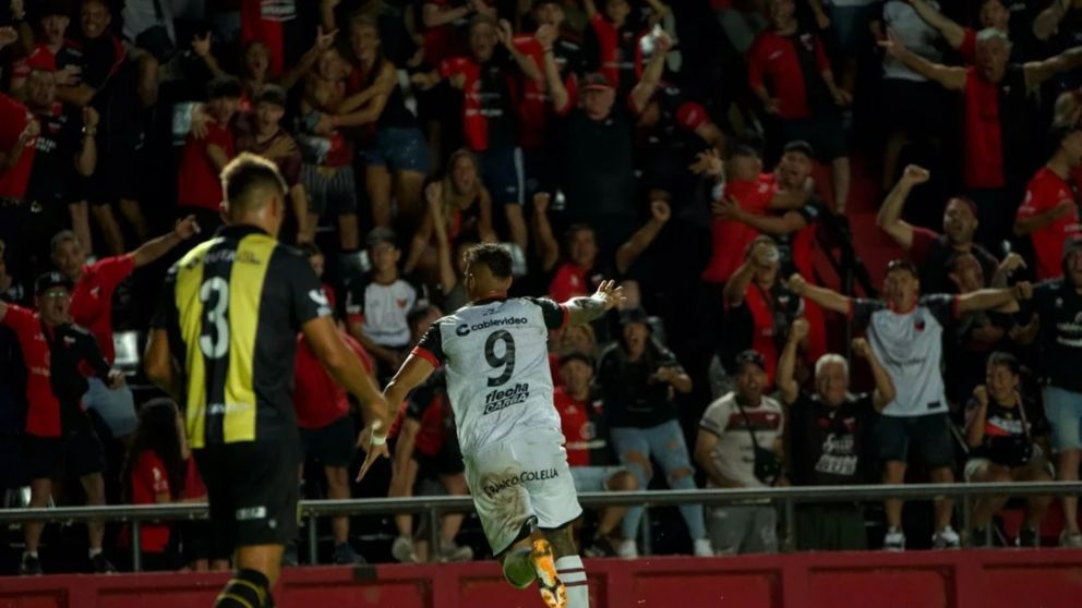 Colón de Santa Fe empezó con el pie derecho en la Primera Nacional