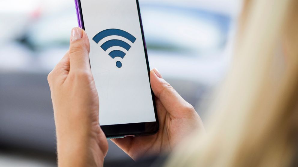 Con este truco podés conectarte en segundos sin pedirla ni escribirla, usando solo tu celular. (Gentileza: Freepik).
