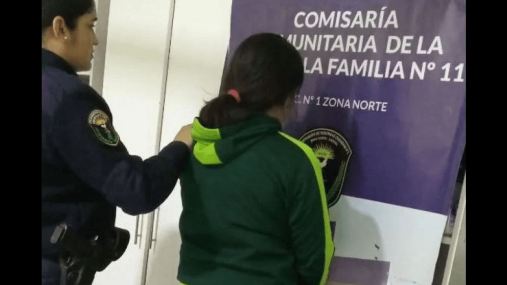 Detenida por agredir a su hijo de ocho años.