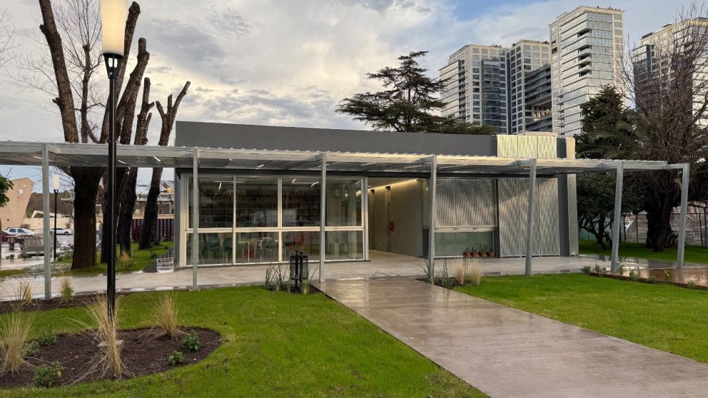 Vicente López inauguró las nuevas instalaciones del polideportivo modelo del país para adultos mayores.