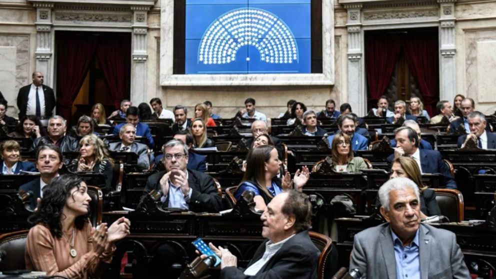 La oposición insiste con el funcionamiento de la comisión investigadora por el caso $Libra.