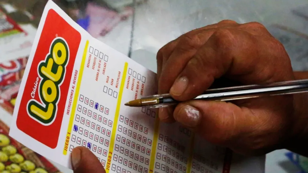 ¡Fiesta en el Loto Plus! Le pegó a los números y se llevó una fortuna: ¿Cuántos millones se llevó?