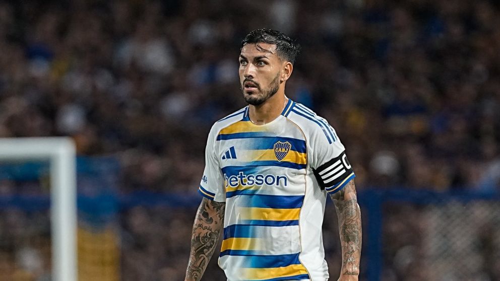 Leandro Paredes no pudo completar el partido ante Platense y será duda para el clásico con Racing.