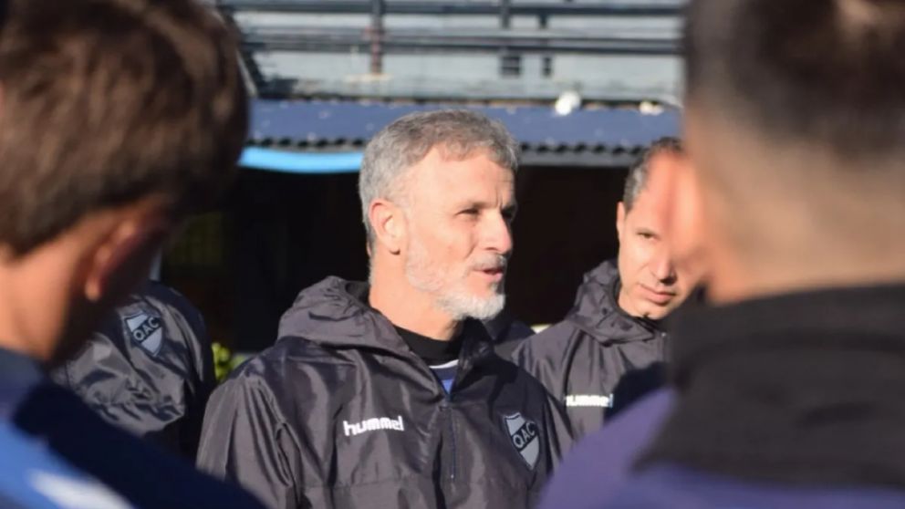 Alfredo Grelak: "No pudimos controlar ese lateral en el último minuto"