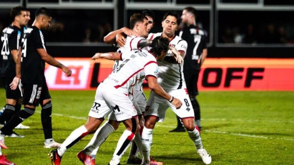 El Malevo y la Lepra no pasaron del empate. Por ahora y transcurridas cinco fechas, ninguno de los dos equipos puede salir de perdedor.