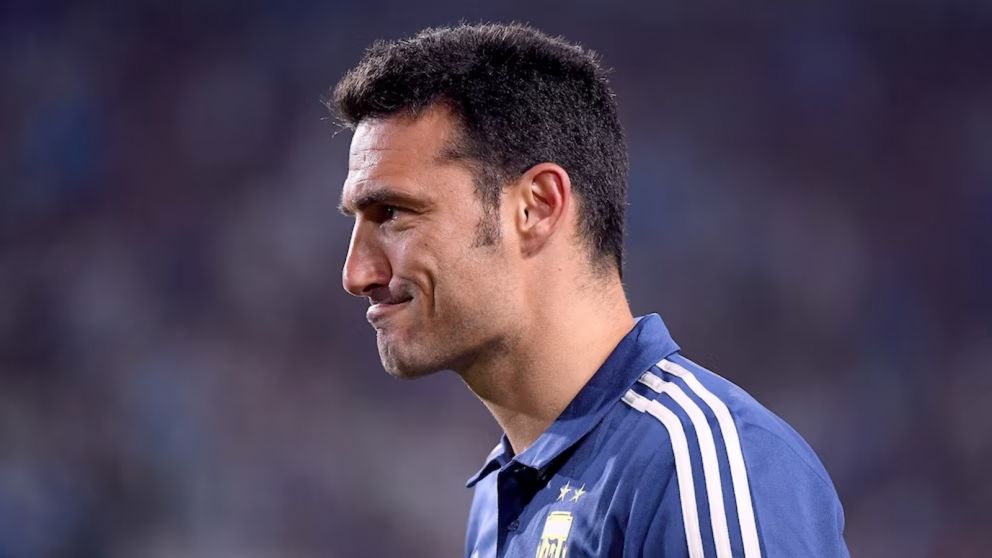 Scaloni ya empezó a mirar a otros jugadores pensando en el Mundial 2026.