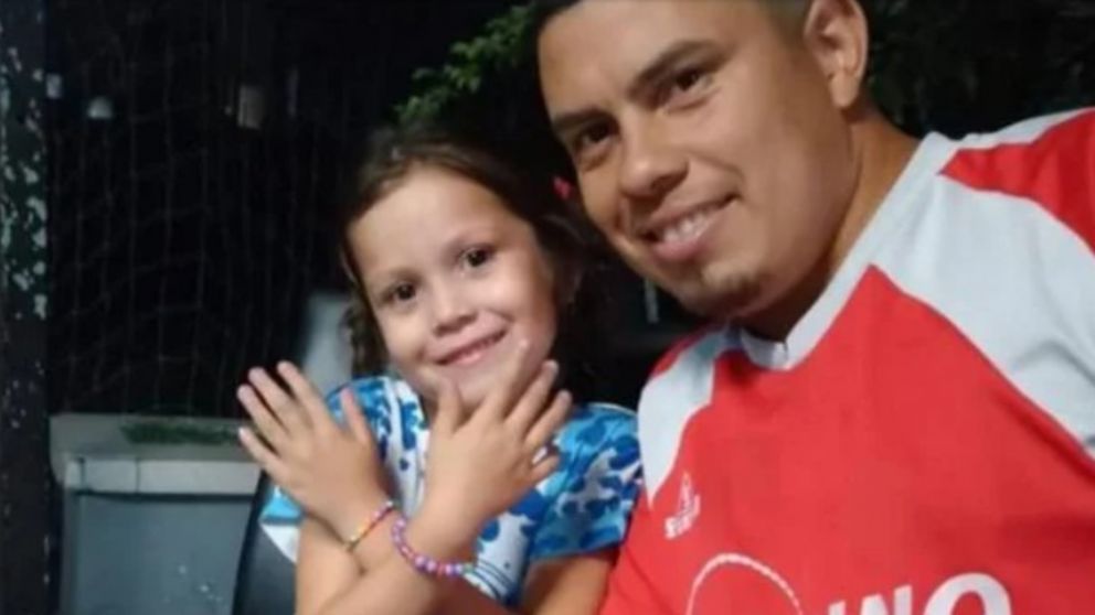El padre de Kim Gómez espera que se haga justicia por lo ocurrido con su hija (Redes).