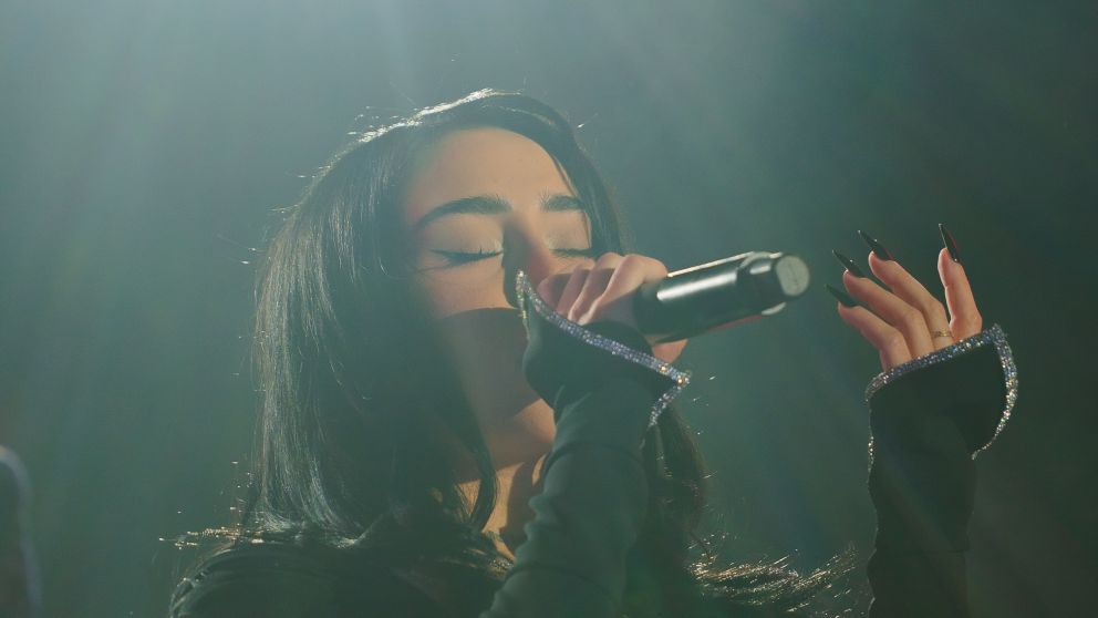 Nicki Nicole reprogramó su show sinfónico en el Teatro Colón: cuándo es la nueva fecha y qué pasa con las entradas