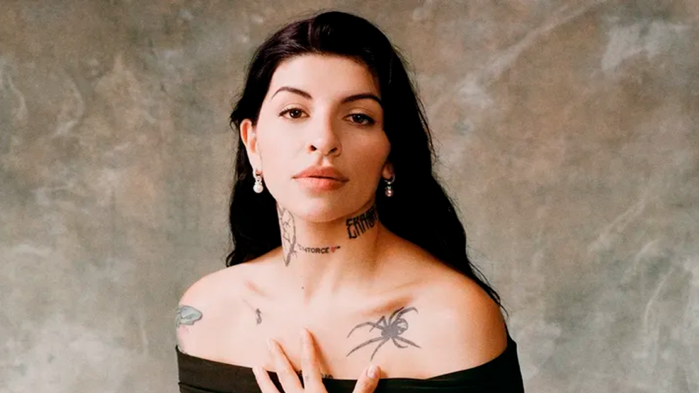 Cazzu obtuvo dos de los premios m�s importantes de la noche en Premio Lo Nuestro