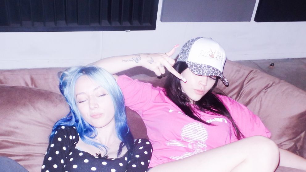 Hellolola lanza "X amor" en colaboraci�n con Kuina y se consolida como la nueva referente del g�nero