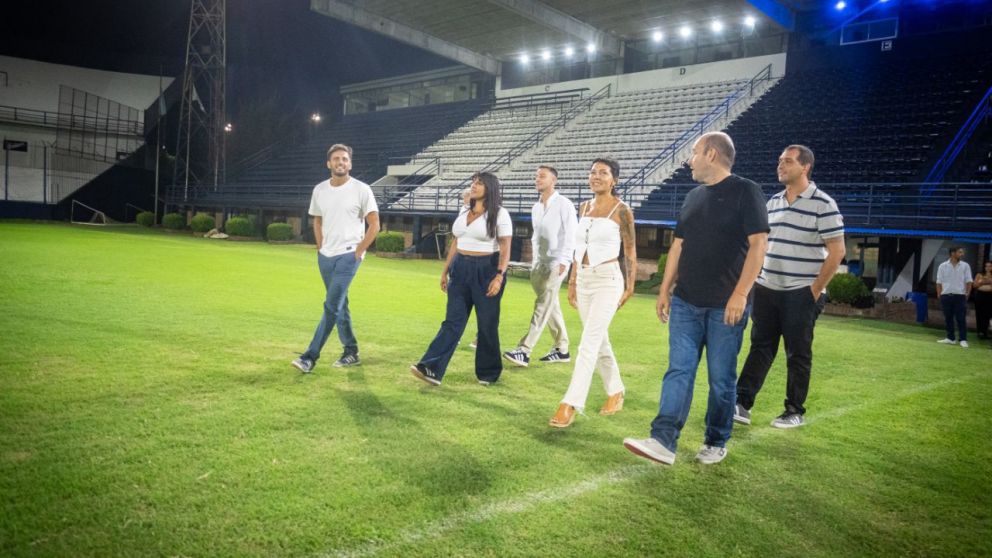 El Estadio Centenario estrena iluminaci�n LED con apoyo municipal