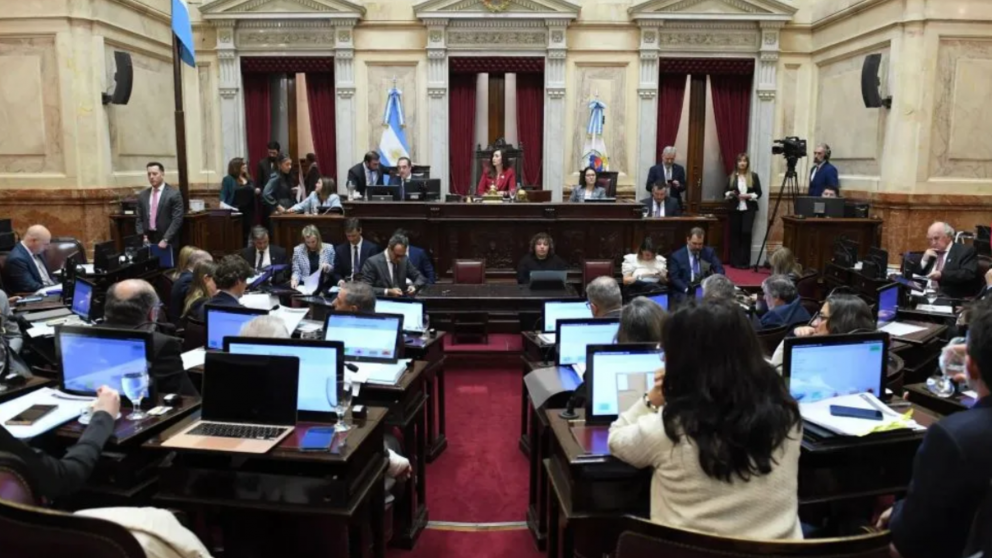 El oficialismo busca sesionar el jueves el proyecto para bajar la edad de imputabilidad y el viernes la Reforma laboral