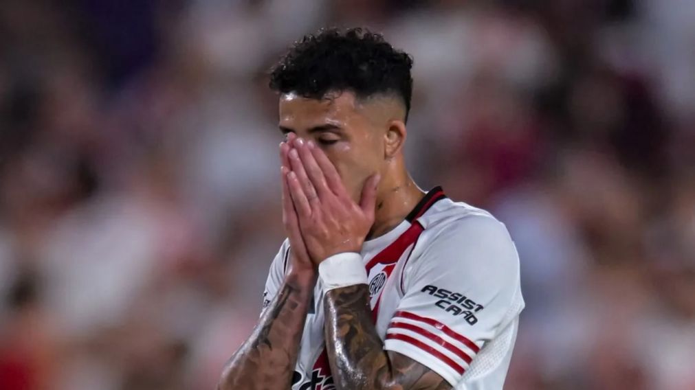 Kevin Castaño hizo posteos tras la derrota de River.