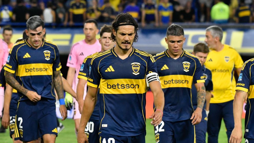 Edinson Cavani se someter� a un nuevo tratamiento por su problema lumbar y estar� un largo tiempo sin jugar en Boca.
