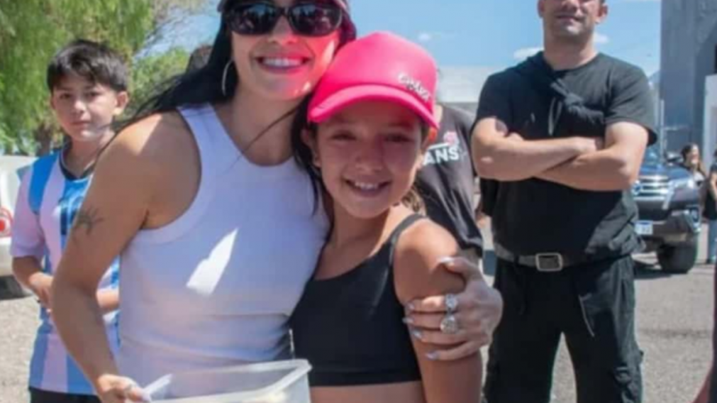 De vender alfajores a abrazar a su ídola: la historia que conmovió a Lali Espósito