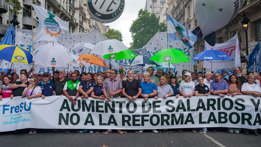 El Frente de Sindicatos Unidos se volverá a movilizar contra la reforma laboral.