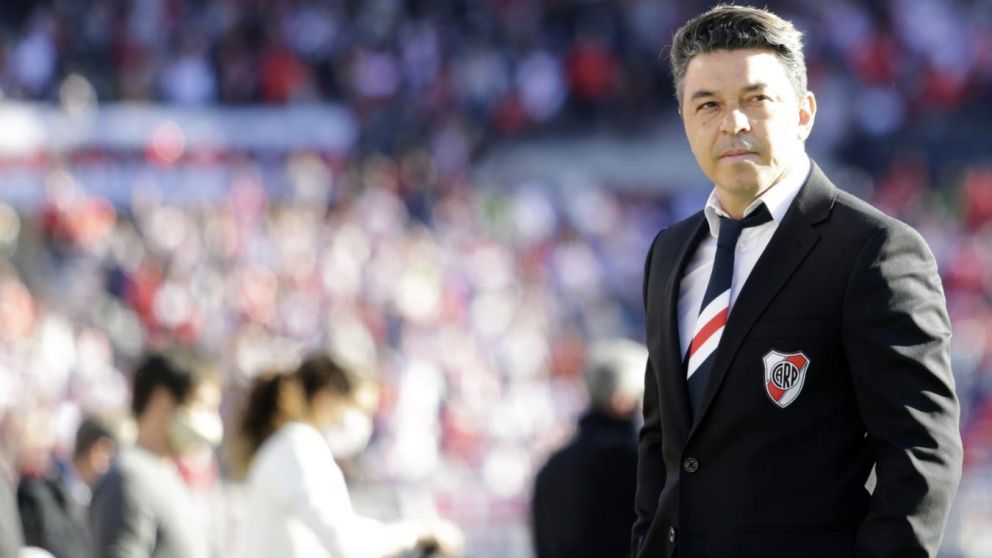 El Muñeco habría tenido una fuerte discusión en el vestuario de Vélez. La pelea habría traspasado el diálogo con dos jugadores experimentados del plantel.