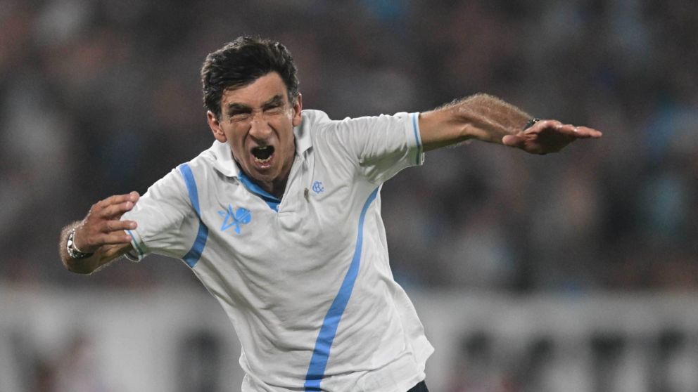 Gustavo Costas tiene en claro el once de Racing ante Independiente Rivadavia.