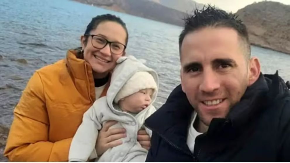 La eposa de Nahuel Gallo confirmó que pudo hablar con su esposo, detenido en Venezuela.